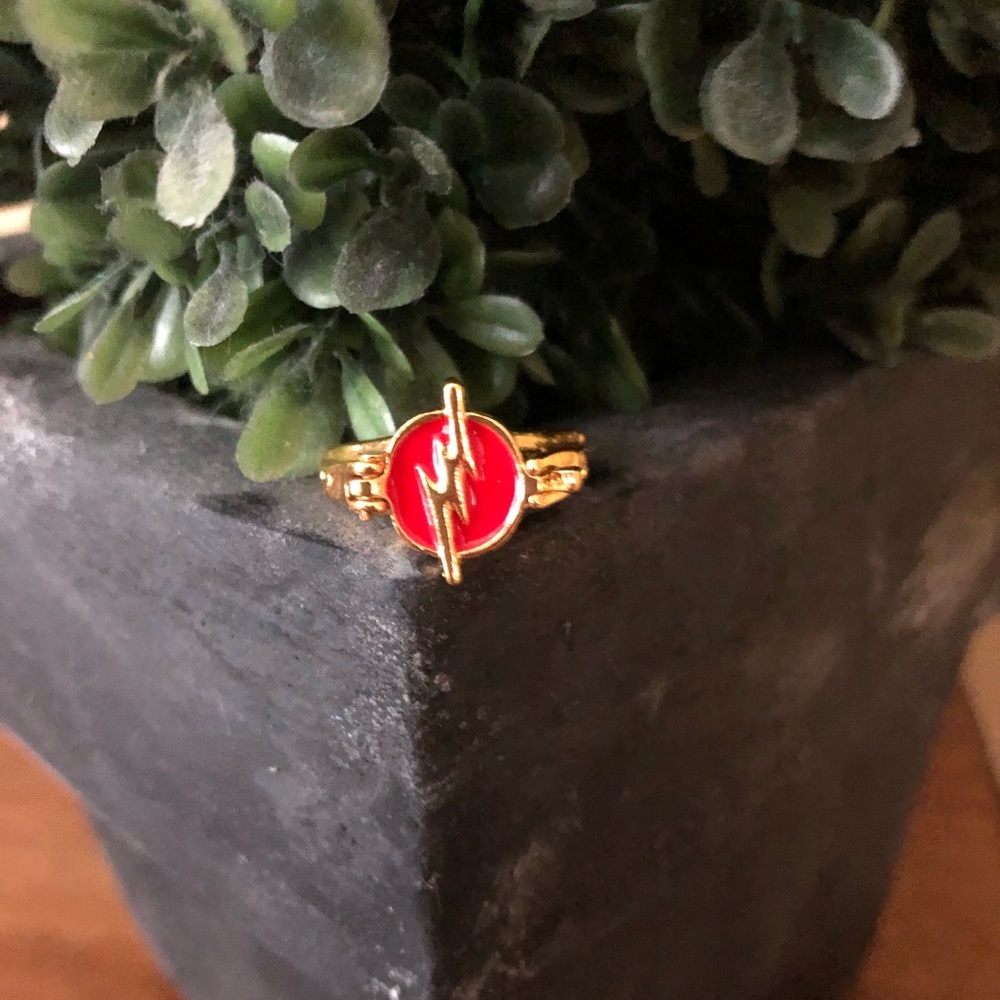 Flash ring! - Picture 3 of 3